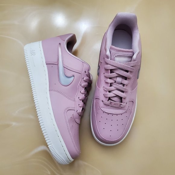 Nike Air Force 1 Premium SE - Picture 5 of 13